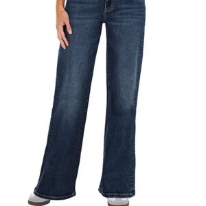 Well Worn Women's Wide Leg Jean